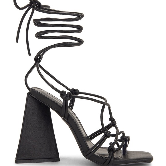 Revolve Superdown Heels - Picture 2 of 8